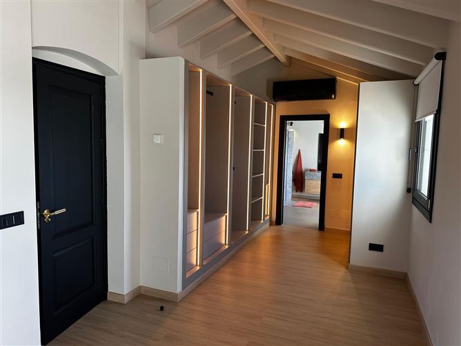 Spain, Marbella, Marbella Golden Mile - COSTA-00532P