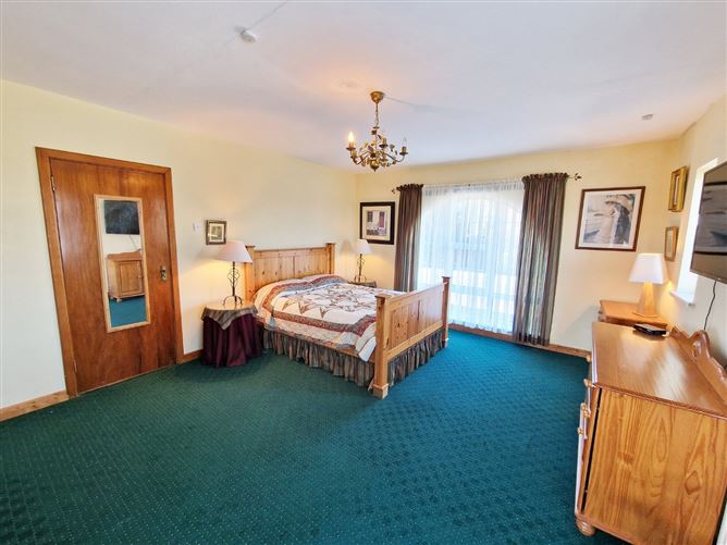 Balleen, Kilmaley, Ennis, Co. Clare