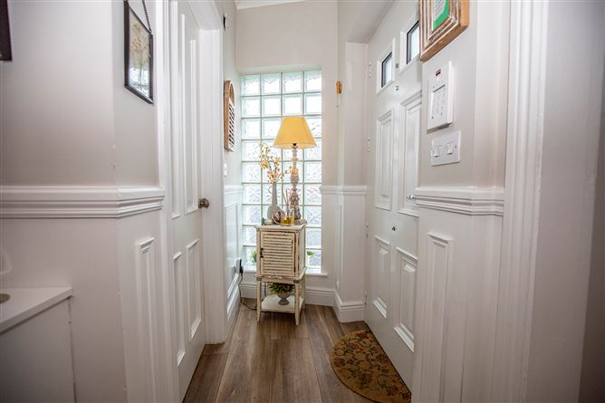 98 Tayleurs Point, Rush, Dublin