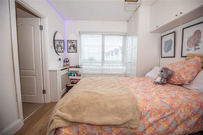 98 Tayleurs Point, Rush, Dublin