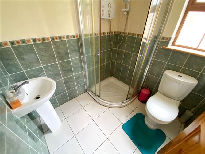 No 7 Aran Court, Ardara, Co. Donegal