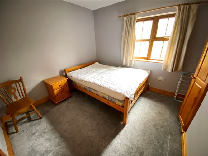 No 7 Aran Court, Ardara, Co. Donegal