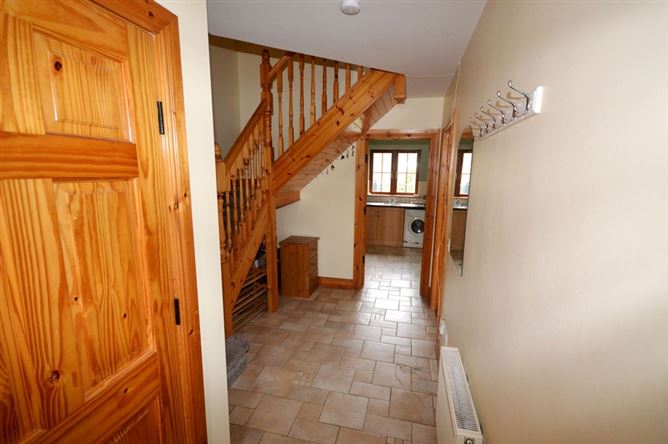 No 7 Aran Court, Ardara, Co. Donegal