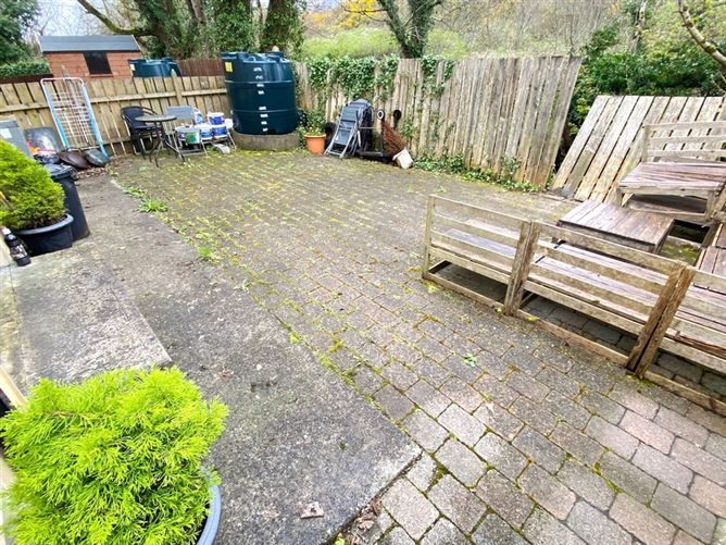 No 7 Aran Court, Ardara, Co. Donegal