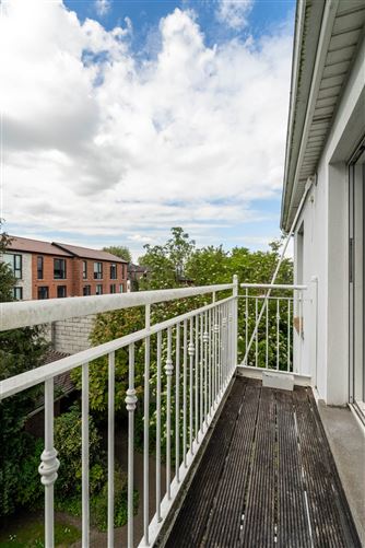 Photo 14 of 17 — Apartment 23, Saint James`s Wood, South Circular Road, Dublin 8