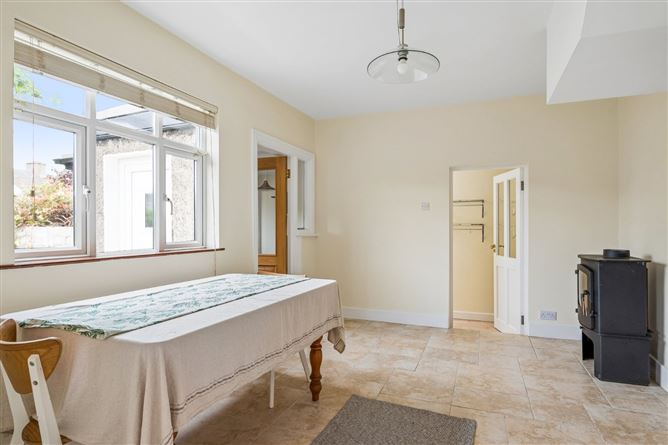 Photo 10 of 24 — 7 Brookwood Crescent, Artane, Dublin 5