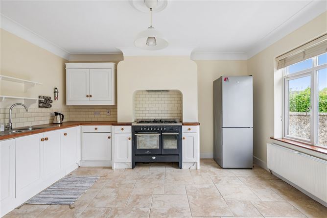 Photo 7 of 24 — 7 Brookwood Crescent, Artane, Dublin 5
