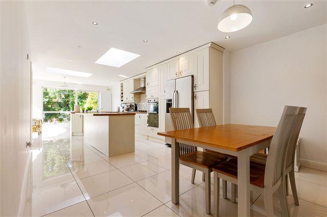 47 Sarsfield Park, Lucan, Co. Dublin