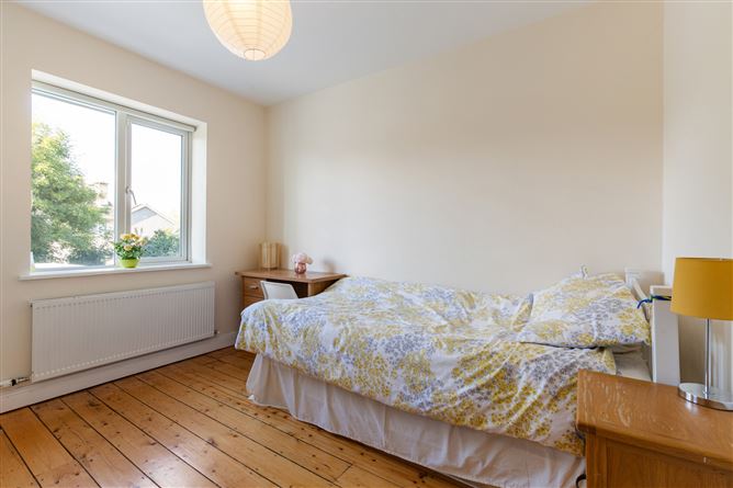 47 Sarsfield Park, Lucan, Co. Dublin