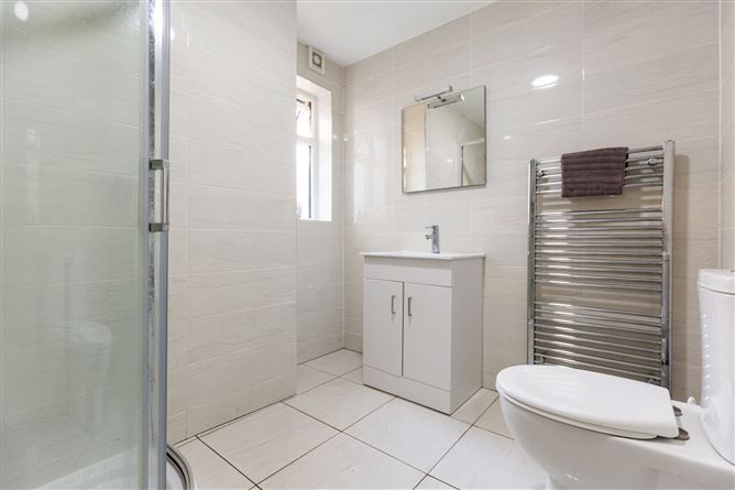 47 Sarsfield Park, Lucan, Co. Dublin