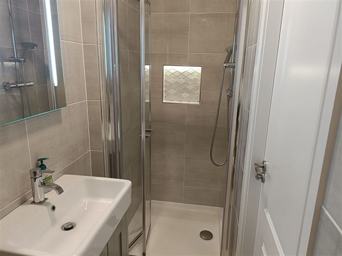 65 Clonlara , Kerry Pike, Cork