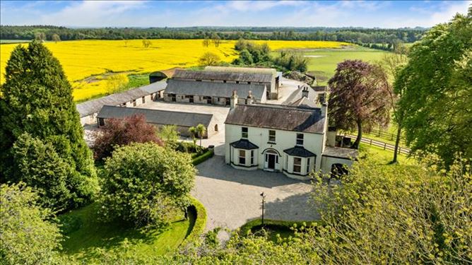 Corduff House & Farm, Coil Dubh
