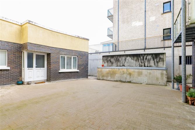 6 Radharc An Chlair, Salthill, Galway