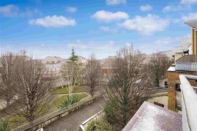 Marlfield Terrace, Kiltipper, Dublin 24