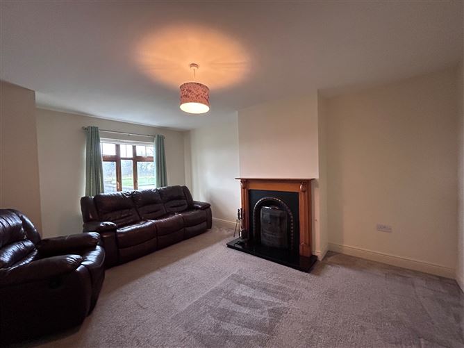 13 Sli Bhrian, Aras Na Ri, Cashel, Co. Tipperary