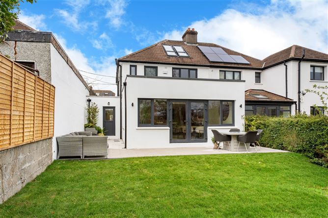 Photo 26 of 32 — South Avenue, 14, Mount Merrion, County Dublin