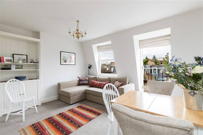 Dashwood's Diary,London,Greater London,United Kingdom