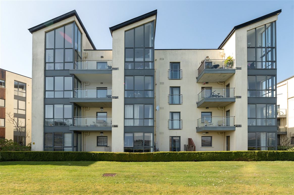 38 The Anchorage, Hartys Quay, Rochestown, Cork Sherry FitzGerald