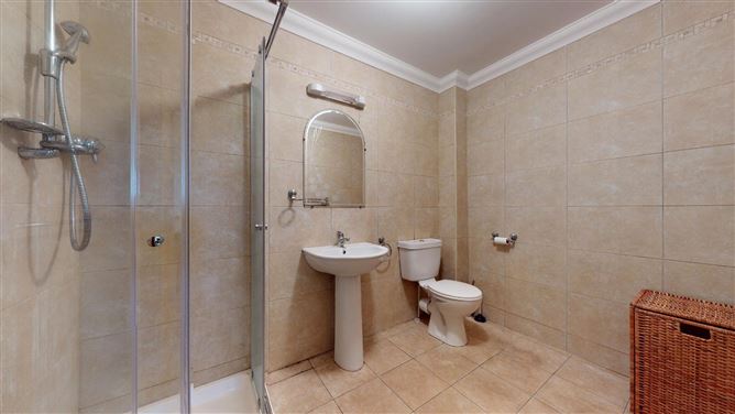 27 Cois Locha, Saleen, Castlebar, Co. Mayo