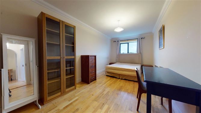 27 Cois Locha, Saleen, Castlebar, Co. Mayo
