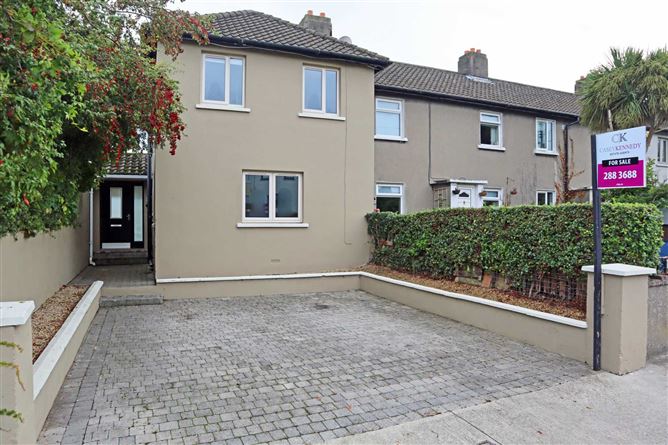 10 St. Patrick`s Crescent, Monkstown, Co. Dublin