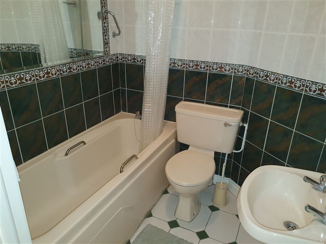 32 Tulfarris Village, Blessington, Wicklow