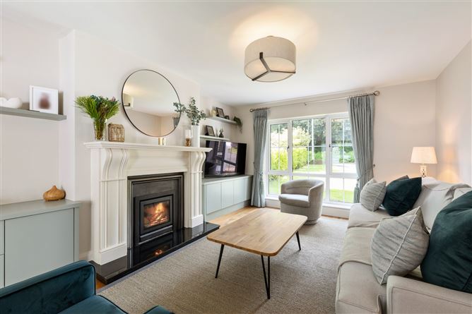 1 Cairn Hill, Foxrock, Dublin 18