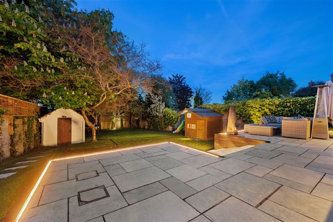 1 Cairn Hill, Foxrock, Dublin 18