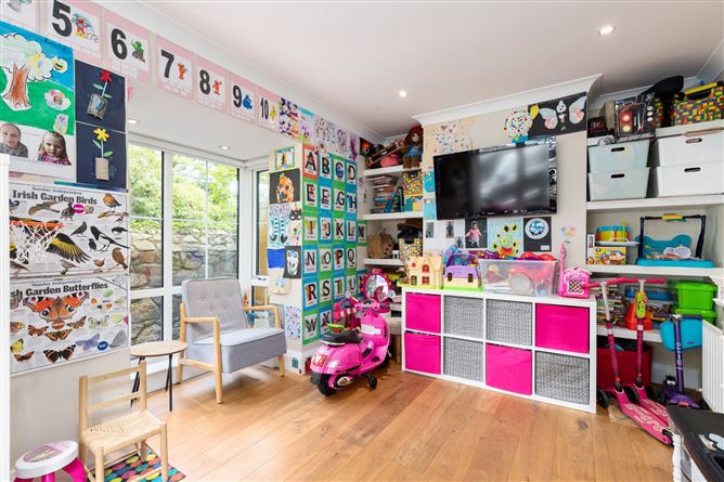1 Cairn Hill, Foxrock, Dublin 18