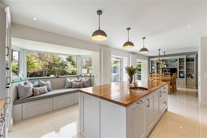 1 Cairn Hill, Foxrock, Dublin 18