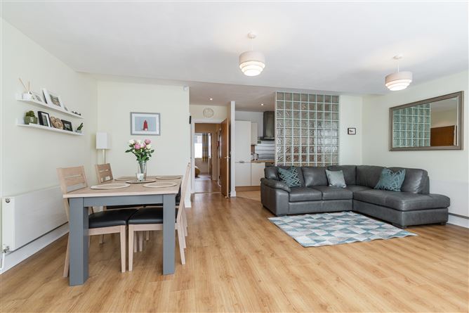 47 Levmoss Avenue, Leopardstown, Dublin 18