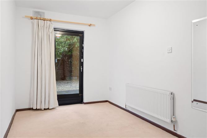3 Heytesbury Court, Ballsbridge, Dublin 4