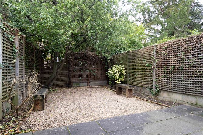 3 Heytesbury Court, Ballsbridge, Dublin 4