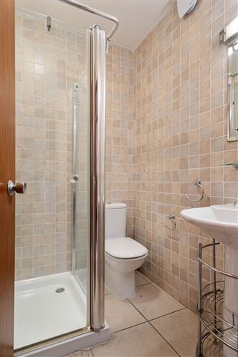 3 Heytesbury Court, Ballsbridge, Dublin 4