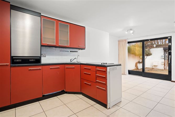 3 Heytesbury Court, Ballsbridge, Dublin 4