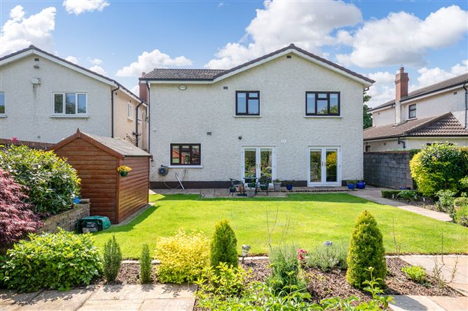 https://photos-a.propertyimages.ie/media/8/1/5/4930518/9da844d3-b0ec-4867-b20e-2b181d325372_l.jpg
