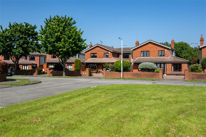 https://photos-a.propertyimages.ie/media/8/1/5/4930518/9da844d3-b0ec-4867-b20e-2b181d325372_l.jpg