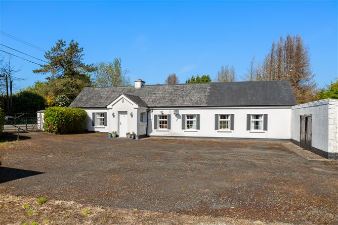 Whitegables, Moneystown North, Roundwood, Wicklow