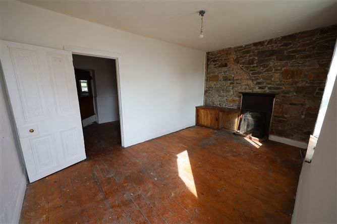 Bloomswood, 3 Seaview Place, Myrtleville, Cork