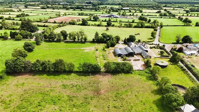 Lands Rossmore, Cashel, Tipperary