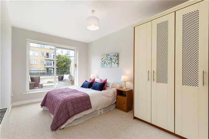 210 Bracken Hill, Blackglen, Sandyford, Dublin 18