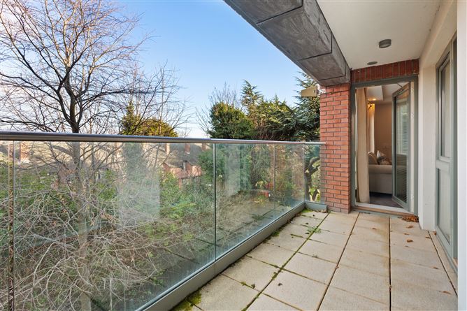 55 Shrewsbury Square, Sandymount Avenue, Ballsbridge, Dublin 4