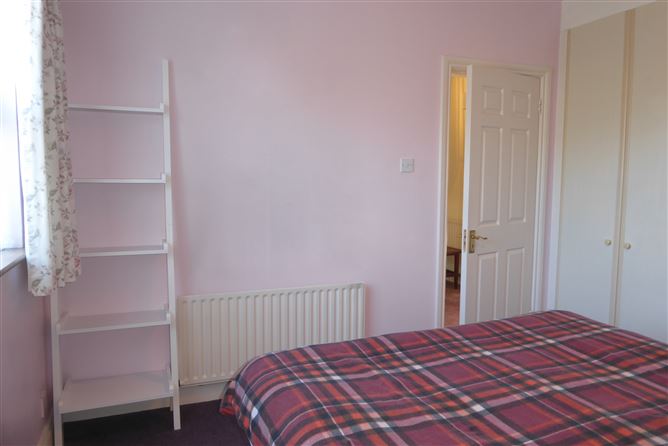7, Briarly Court, Churchtown, Dublin 14