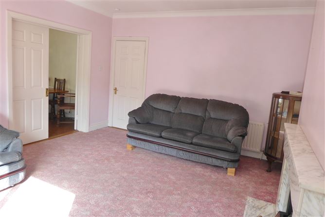 7, Briarly Court, Churchtown, Dublin 14