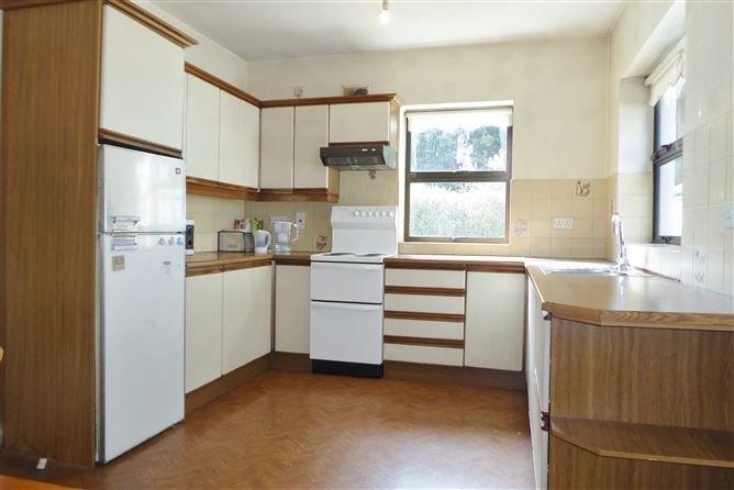 7, Briarly Court, Churchtown, Dublin 14