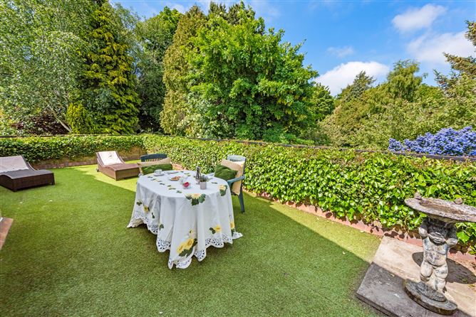 Ballinglen, Woodtown Way, Rathfarnham, Dublin 16