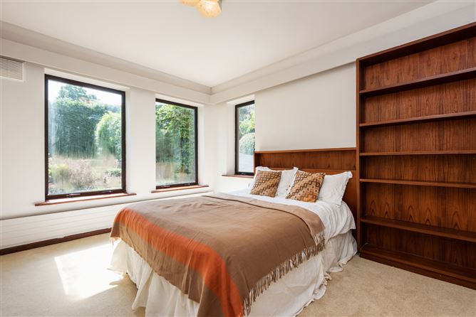 Ballinglen, Woodtown Way, Rathfarnham, Dublin 16