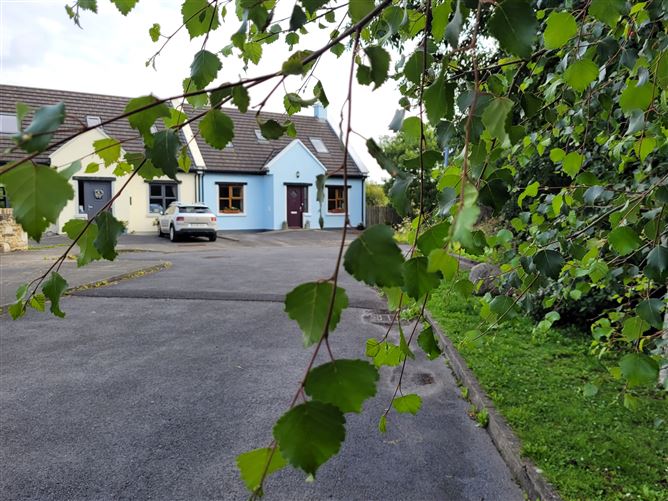 4 The Heath, Louisburgh, Mayo