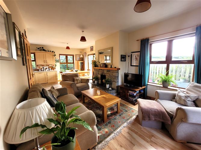 4 The Heath, Louisburgh, Mayo