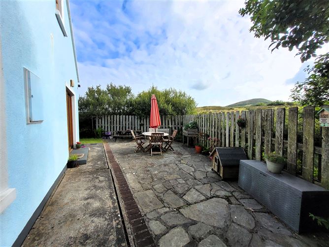 4 The Heath, Louisburgh, Mayo